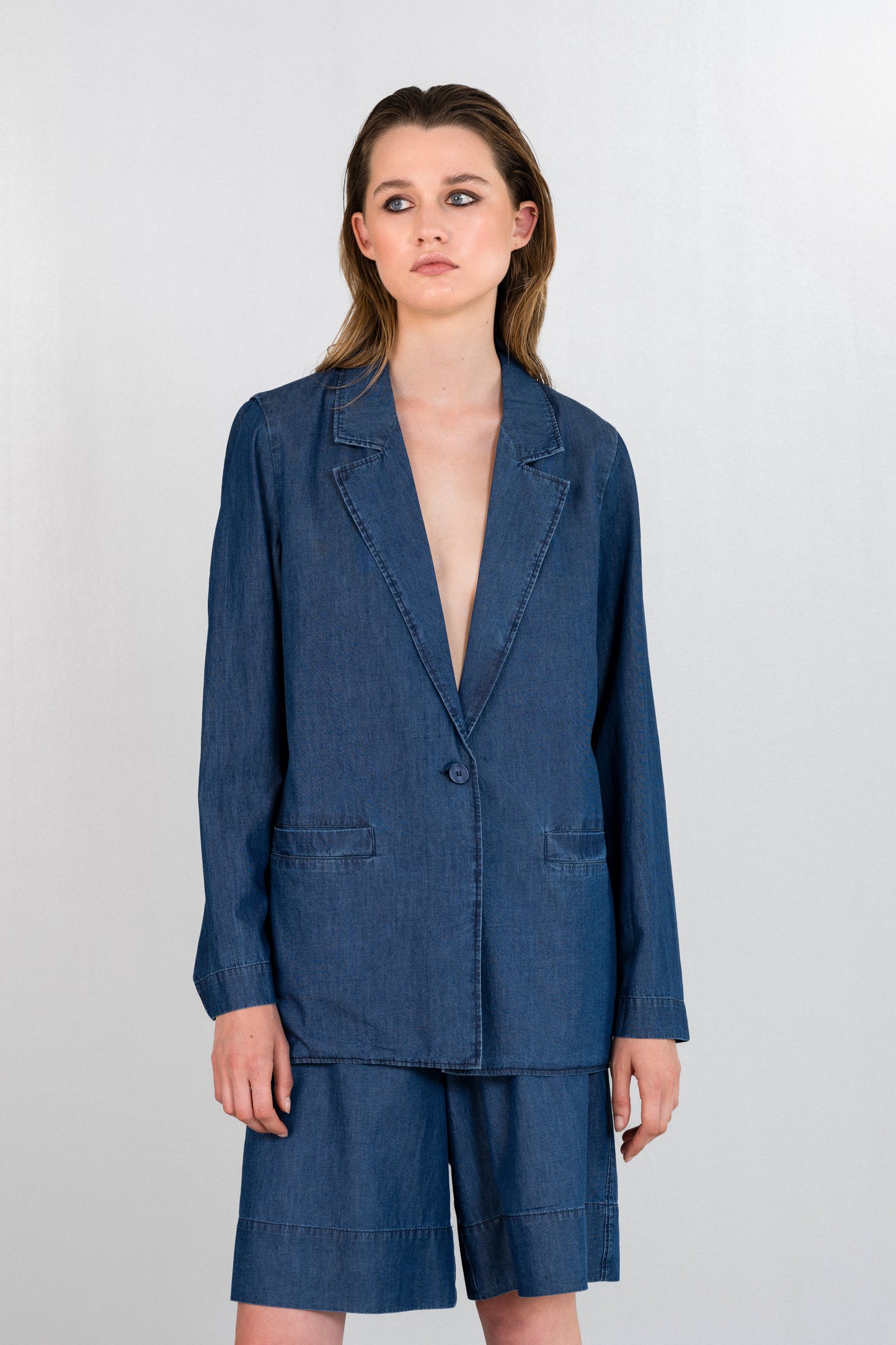 LIGHT DENIM BLAZER
