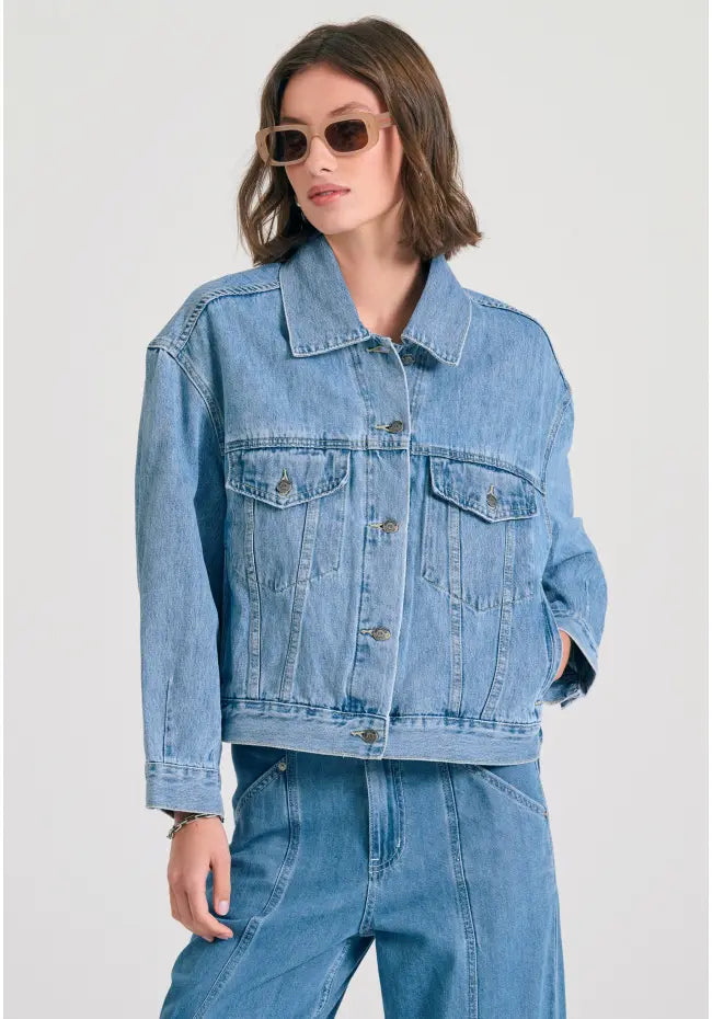 Oversized γυναικείο τζιν μπουφάν