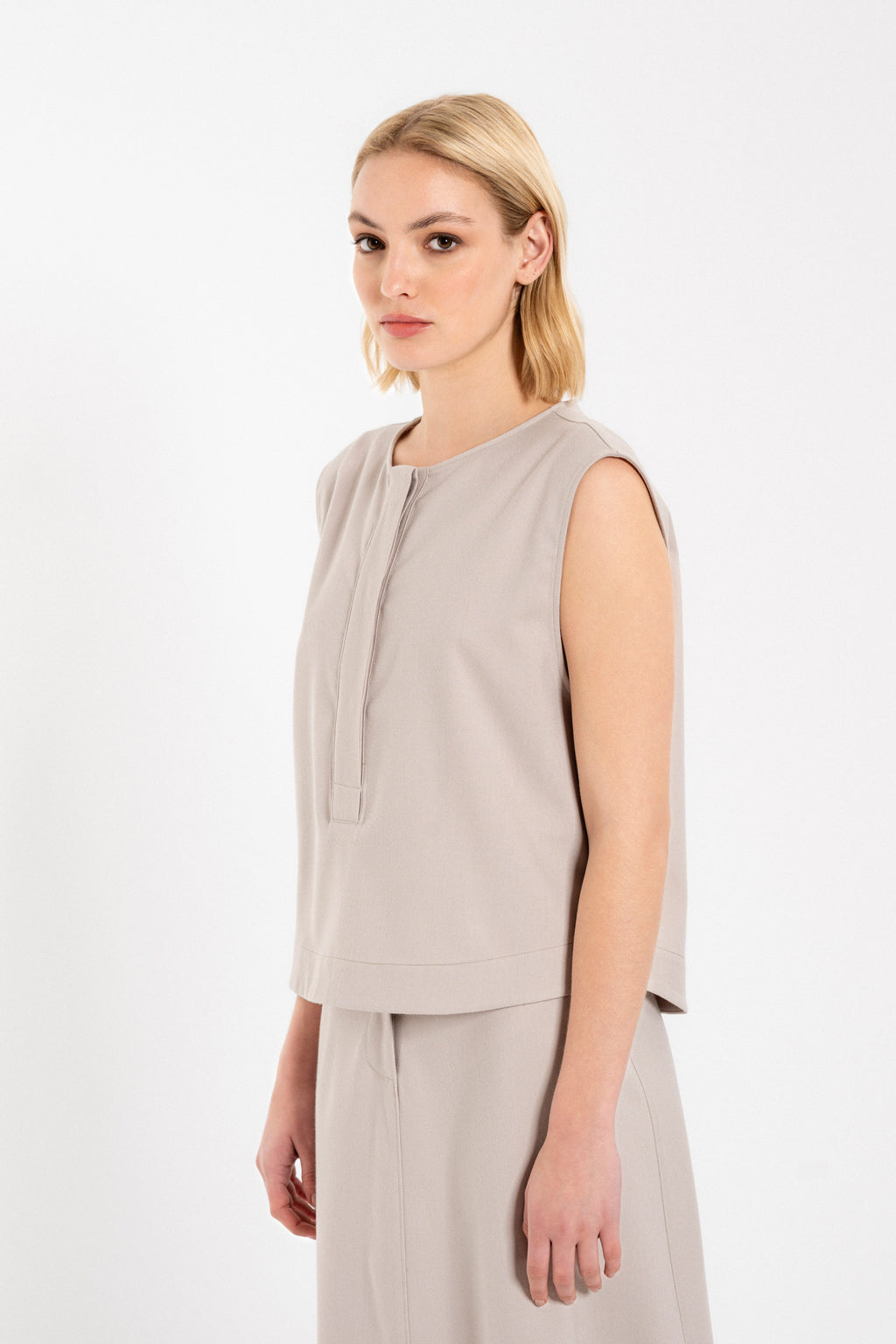 Twiil Tetron/Rayon cropped top