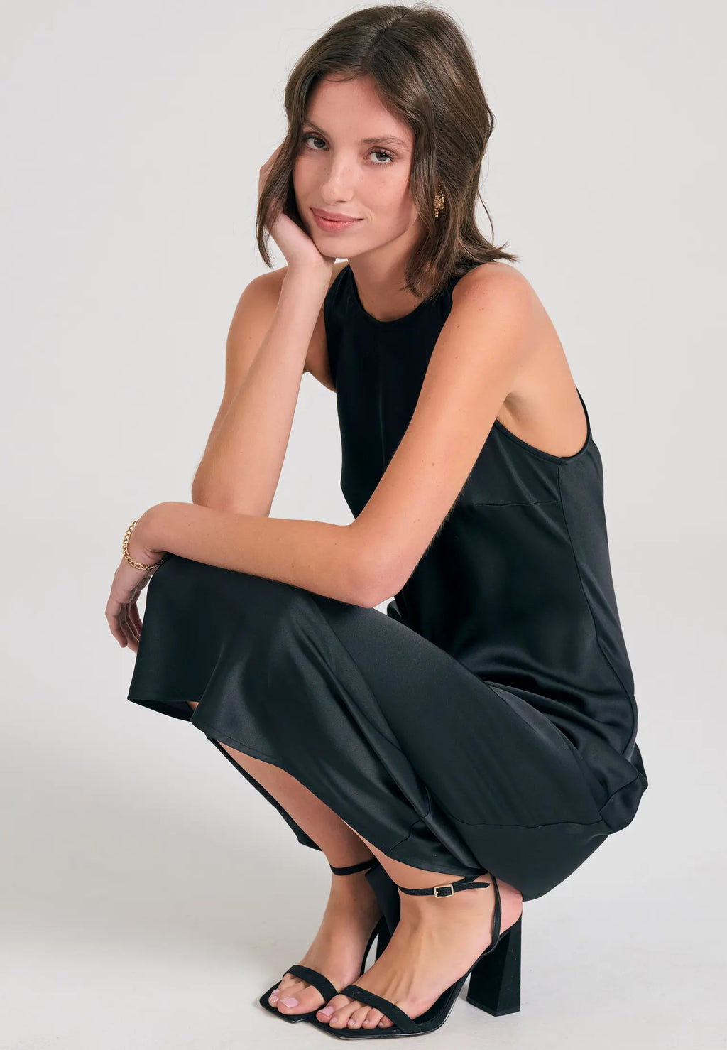 Μιντι φορεμα σε γραμμη αλφα