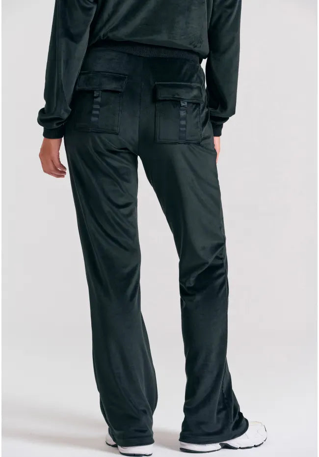 Flare fit παντελόνι φόρμας σε βελουτέ ύφασμα