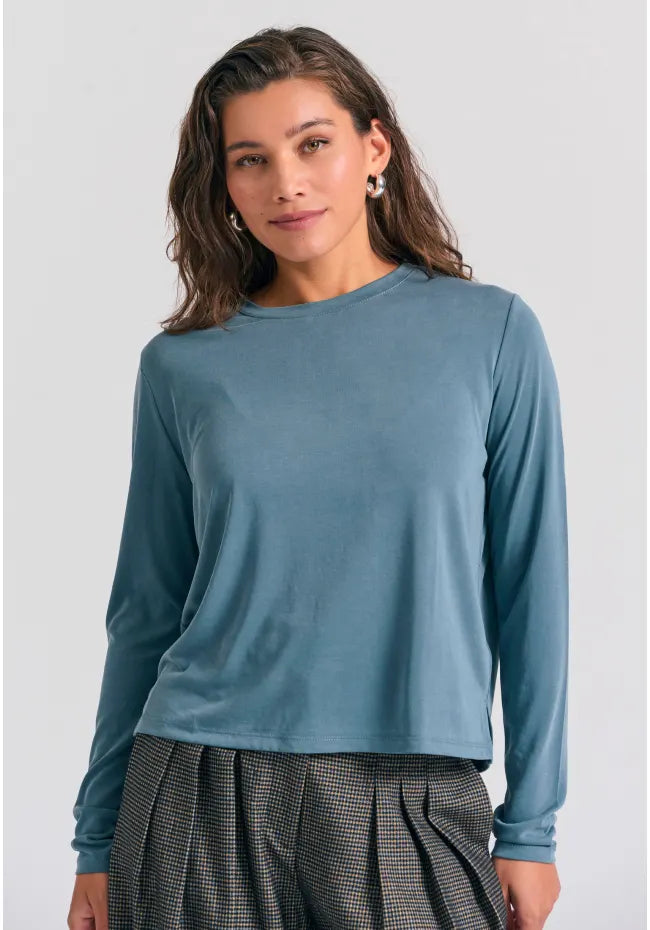 Μακρυμανικη μπλουζα πετρολ με στρογγυλη λαιμοκοψη