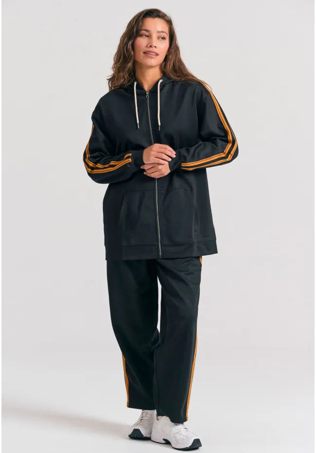 Παντελονι φορμας με ριγες στο πλαι