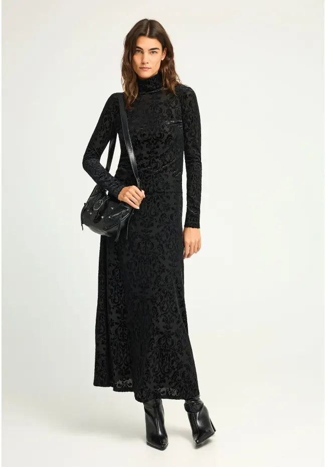 Μπλουζα ζιβαγκο μαυρη με βελουδο