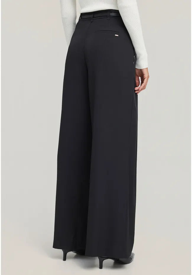 Loose fit ψηλομεση μονοχρωμη παντελονα μαυρη