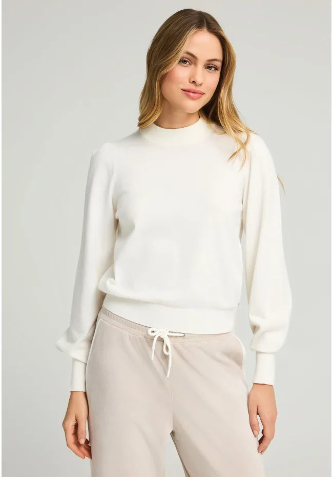 Γυναικειο πλεκτο με bishop μανικια ασπρο