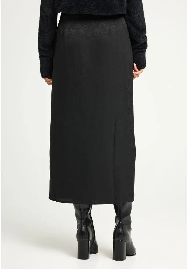 Γυναικεια φουστα σε ζακαρ υφανση