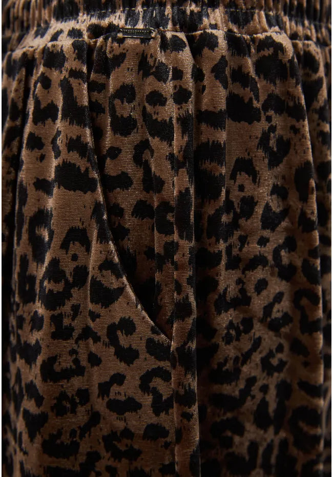 Βελουτε παντελονι φορμας με animal print cigar