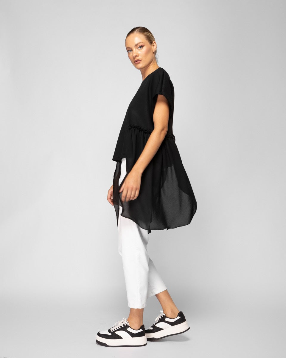 Blouse with siffon details