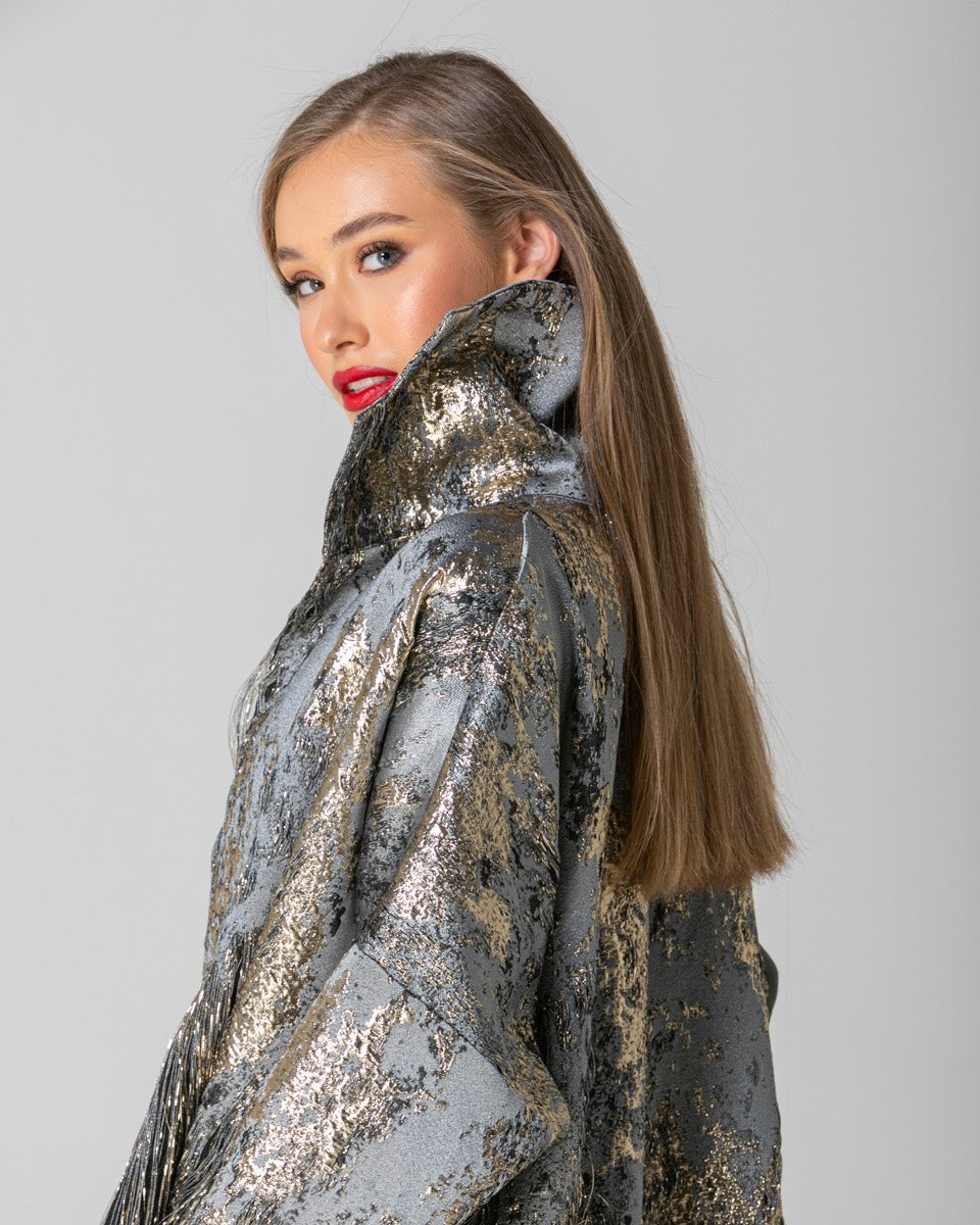 Πανωφορι με Χρυσες Λεπτομερειες και Κροσια