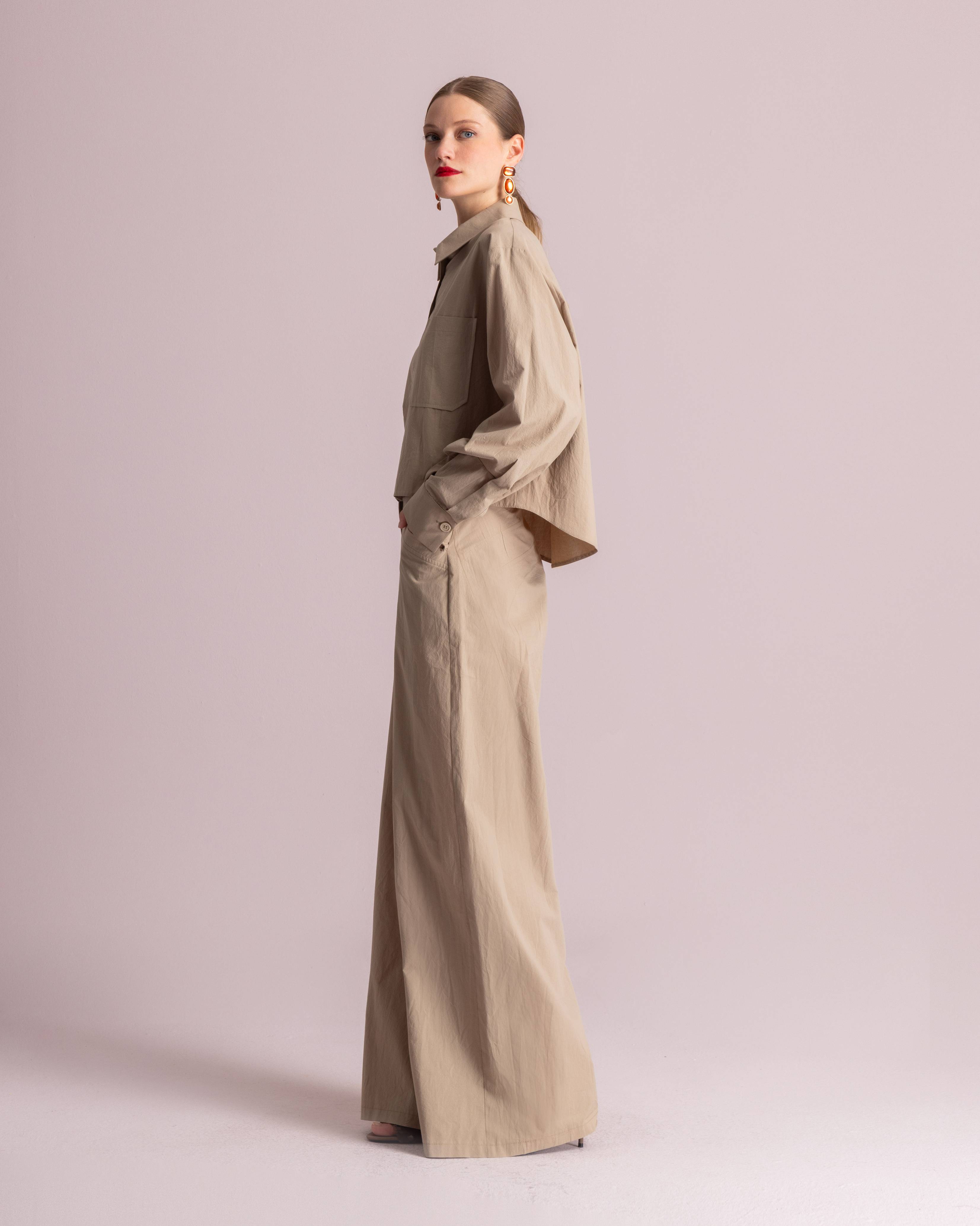 Minimal μπεζ πουκαμισο