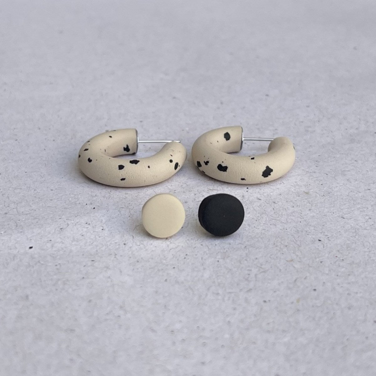 Moyo sand earrings