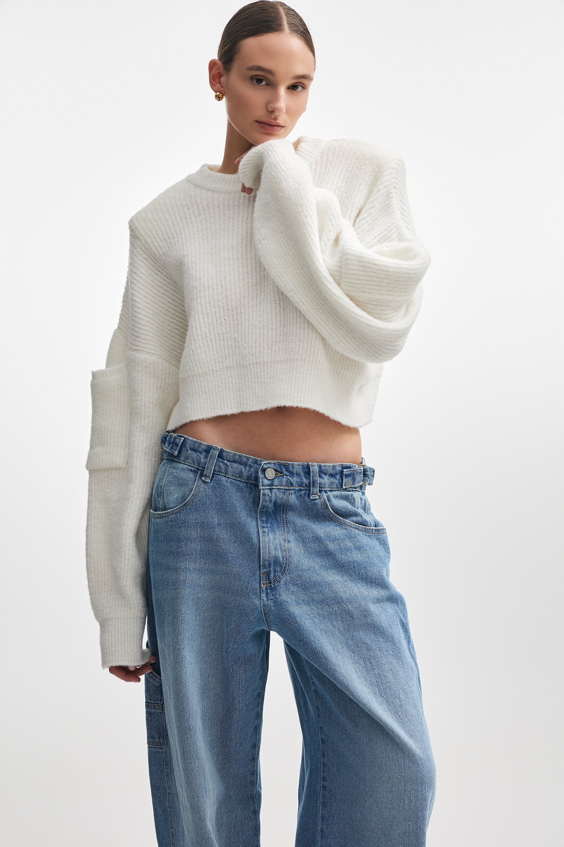 DONNA KNITTED CROPPED BLOUSE