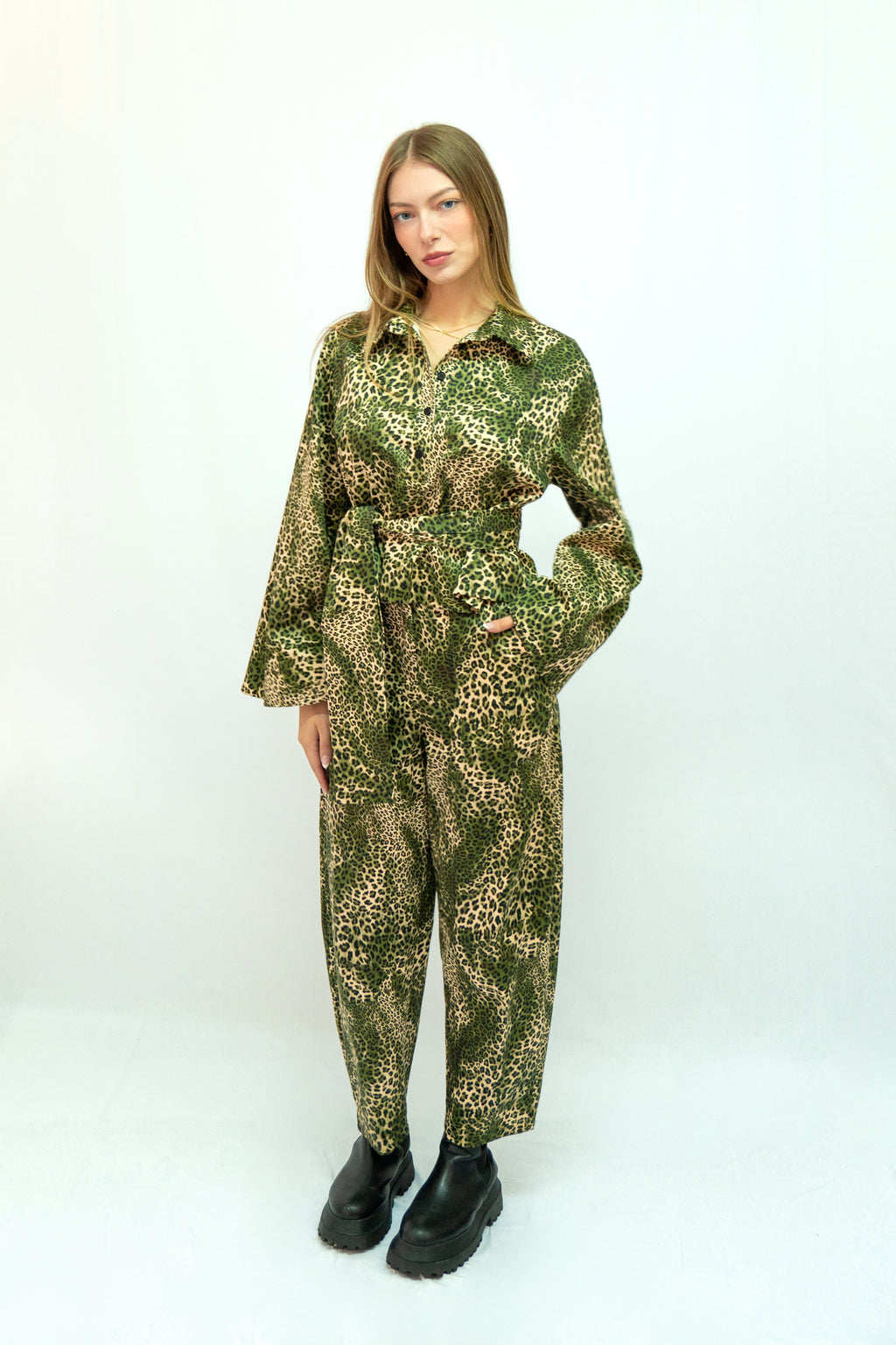 Πουκαμισο με animal print σε αποχρωσεις χακι