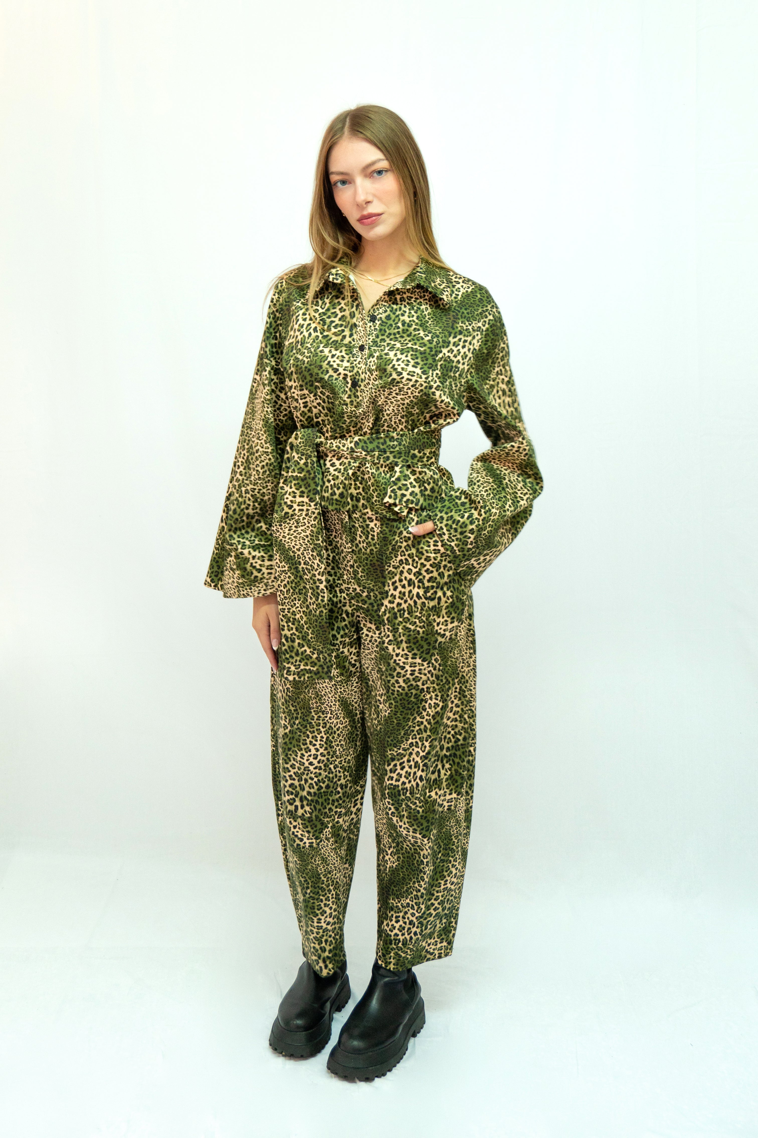 Πουκαμισο με animal print σε αποχρωσεις χακι