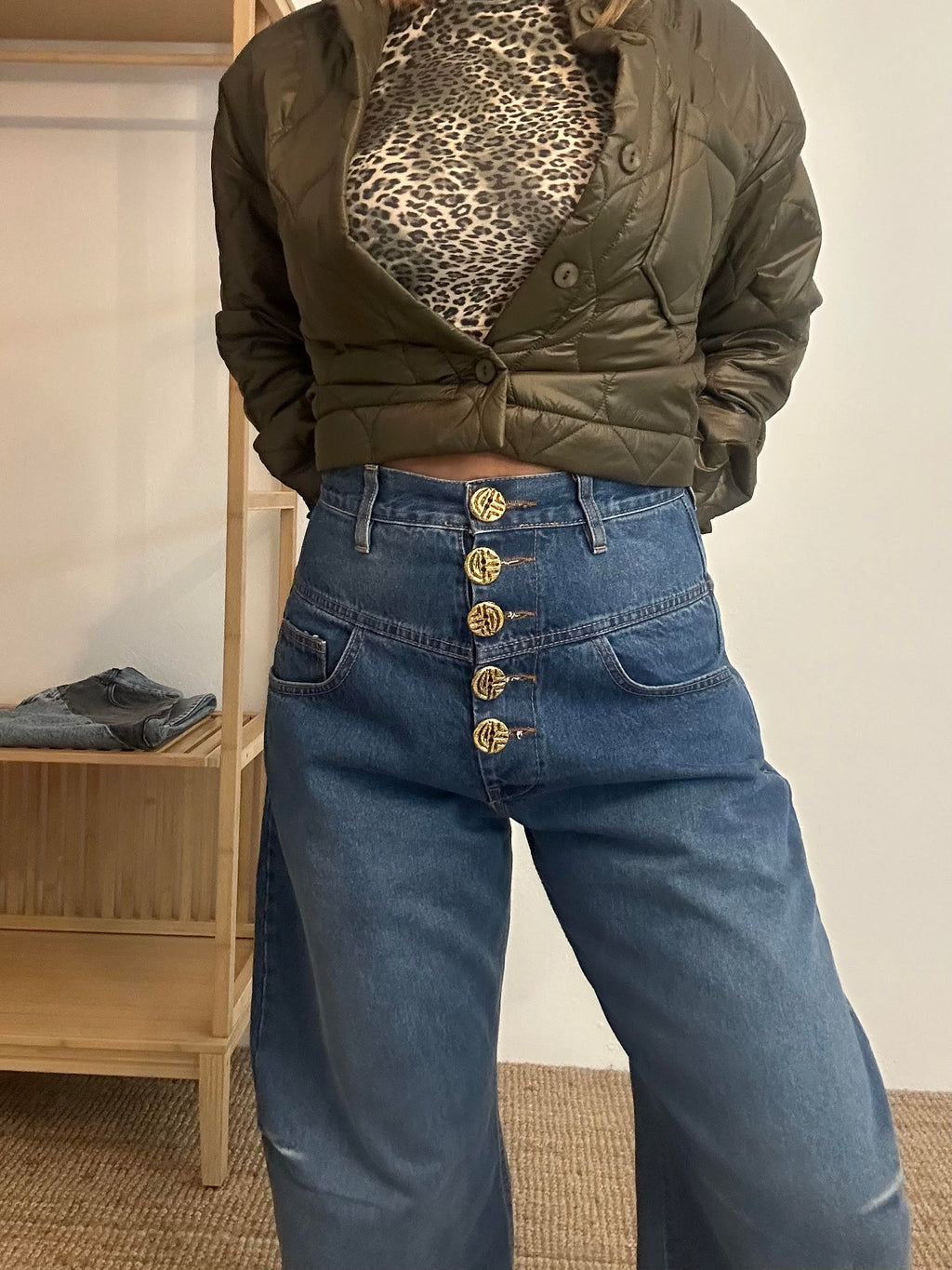 Mary τζιν σε balloon fit γραμμη